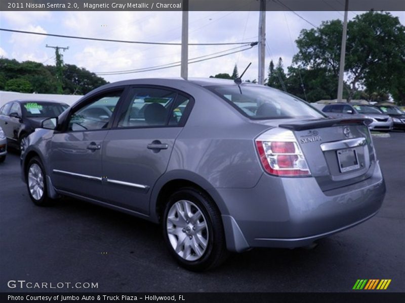 Magnetic Gray Metallic / Charcoal 2011 Nissan Sentra 2.0