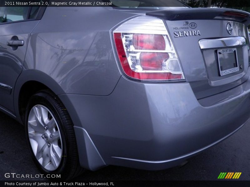 Magnetic Gray Metallic / Charcoal 2011 Nissan Sentra 2.0