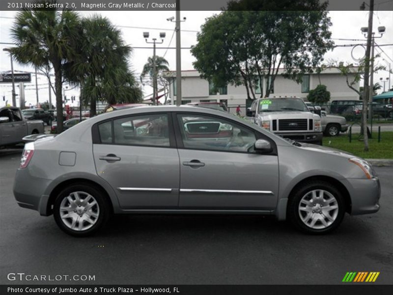 Magnetic Gray Metallic / Charcoal 2011 Nissan Sentra 2.0