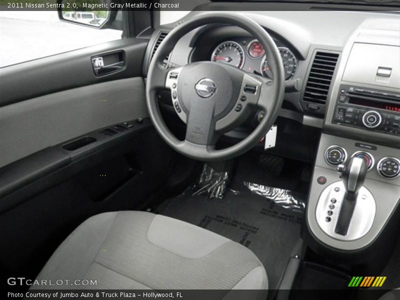 Magnetic Gray Metallic / Charcoal 2011 Nissan Sentra 2.0