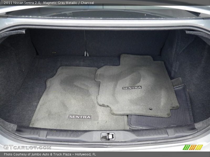 Magnetic Gray Metallic / Charcoal 2011 Nissan Sentra 2.0
