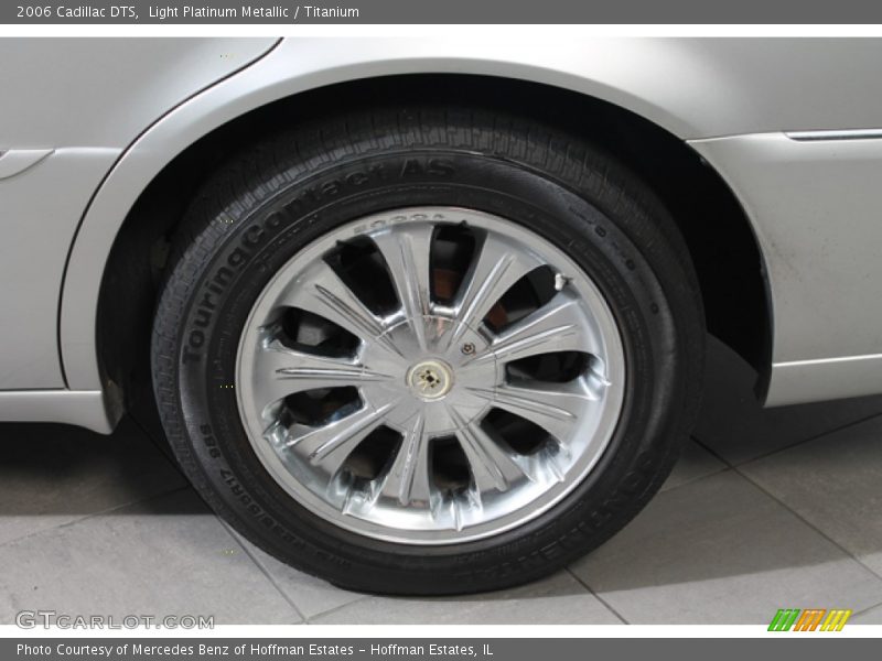 Light Platinum Metallic / Titanium 2006 Cadillac DTS