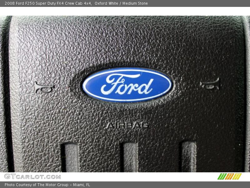 Oxford White / Medium Stone 2008 Ford F250 Super Duty FX4 Crew Cab 4x4