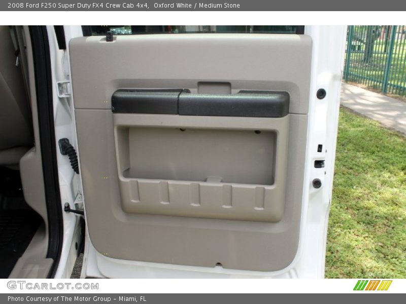 Oxford White / Medium Stone 2008 Ford F250 Super Duty FX4 Crew Cab 4x4