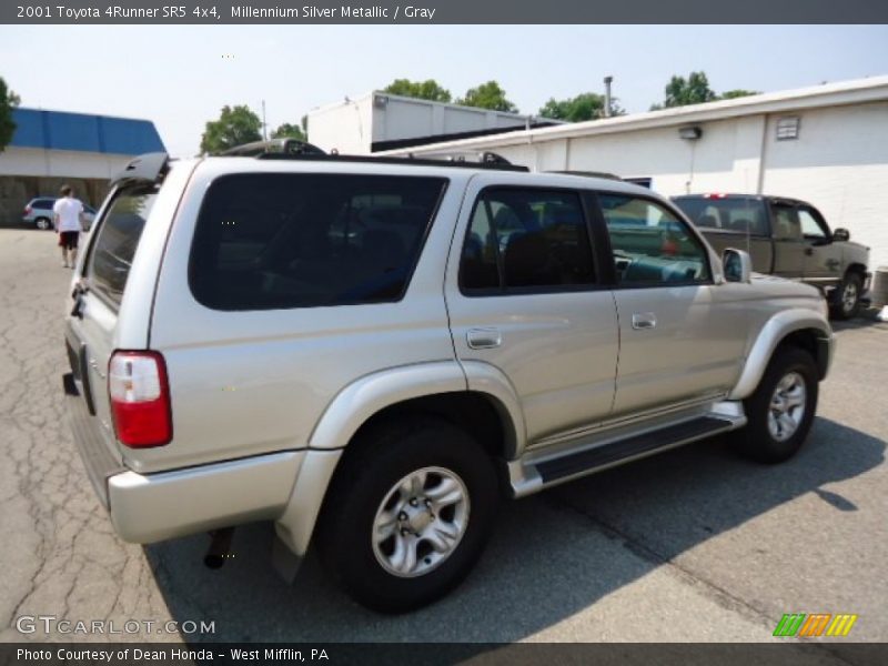 Millennium Silver Metallic / Gray 2001 Toyota 4Runner SR5 4x4