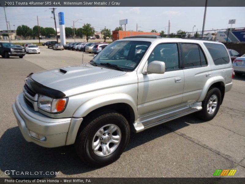 Millennium Silver Metallic / Gray 2001 Toyota 4Runner SR5 4x4