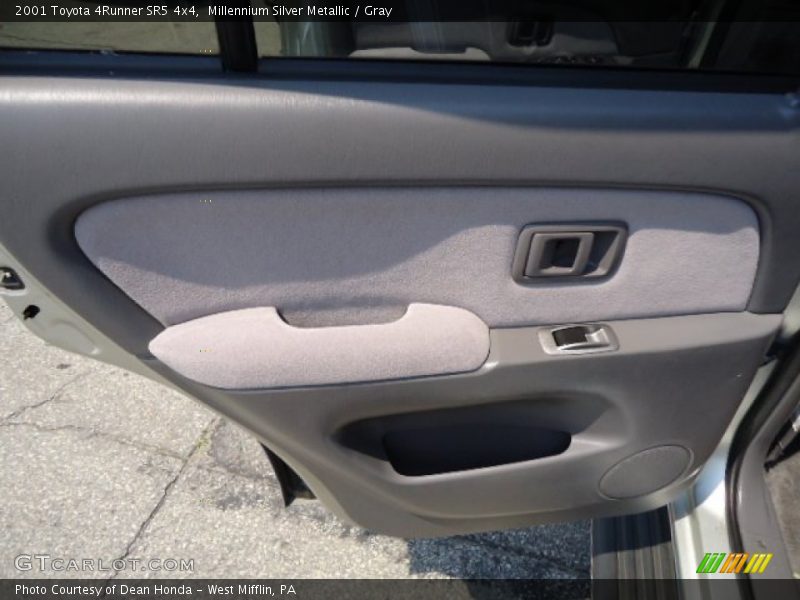 Millennium Silver Metallic / Gray 2001 Toyota 4Runner SR5 4x4