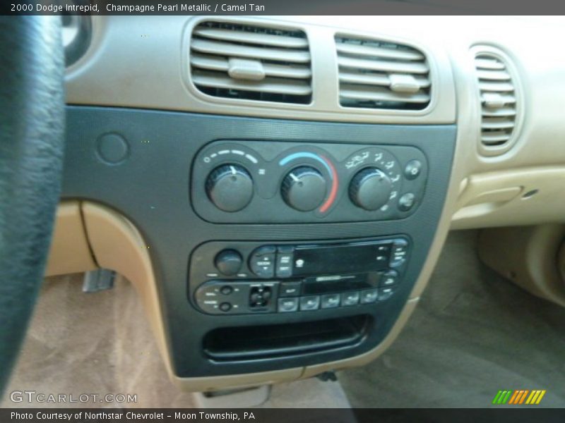 Champagne Pearl Metallic / Camel Tan 2000 Dodge Intrepid