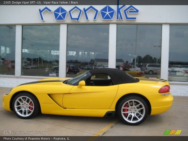 Viper Race Yellow / Black 2005 Dodge Viper SRT-10