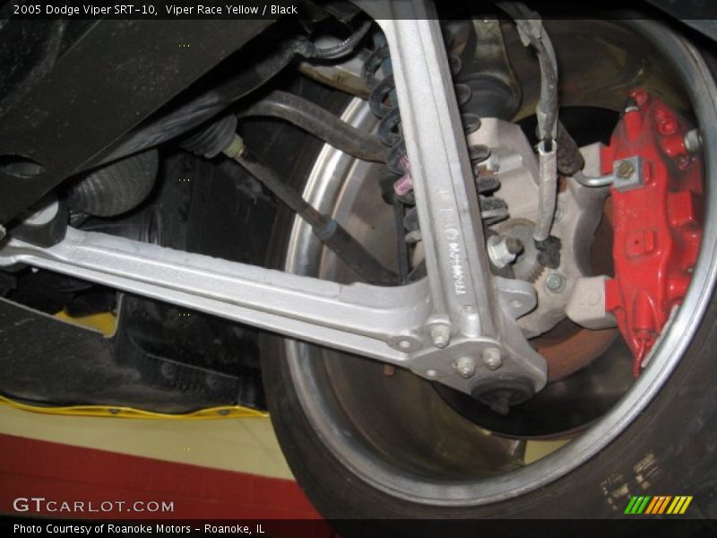 Undercarriage of 2005 Viper SRT-10