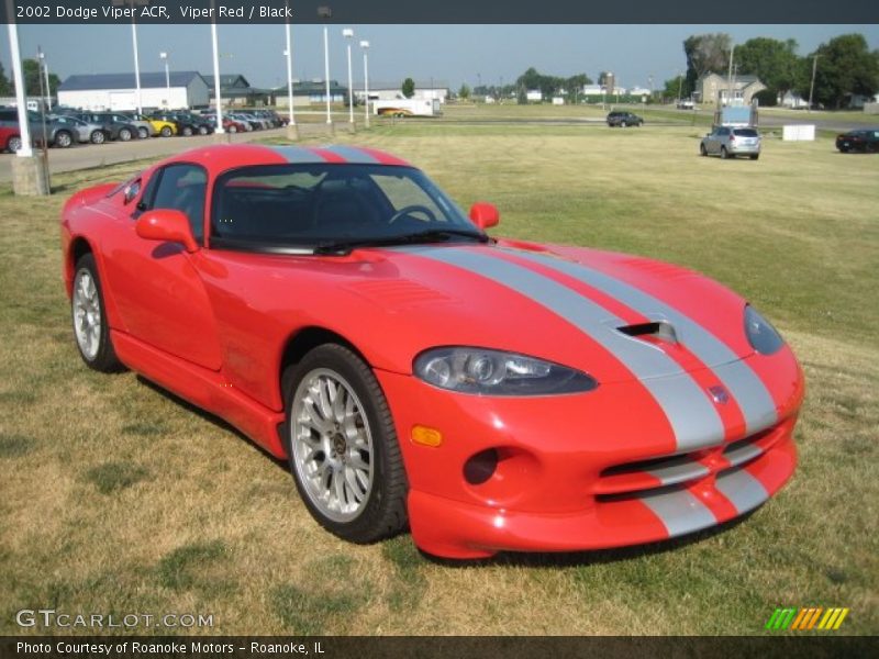 Front 3/4 View of 2002 Viper ACR