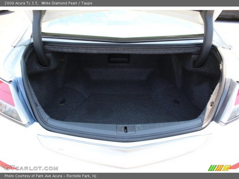 White Diamond Pearl / Taupe 2009 Acura TL 3.5