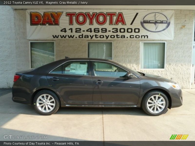 Magnetic Gray Metallic / Ivory 2012 Toyota Camry XLE V6