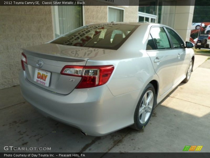 Classic Silver Metallic / Black 2012 Toyota Camry SE