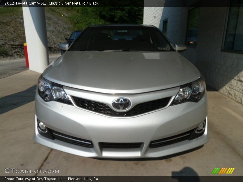 Classic Silver Metallic / Black 2012 Toyota Camry SE