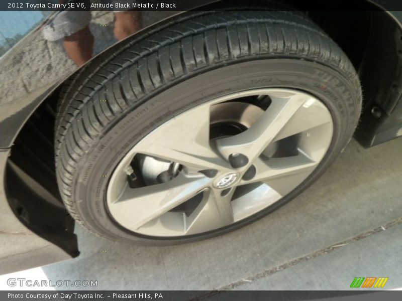Attitude Black Metallic / Black 2012 Toyota Camry SE V6
