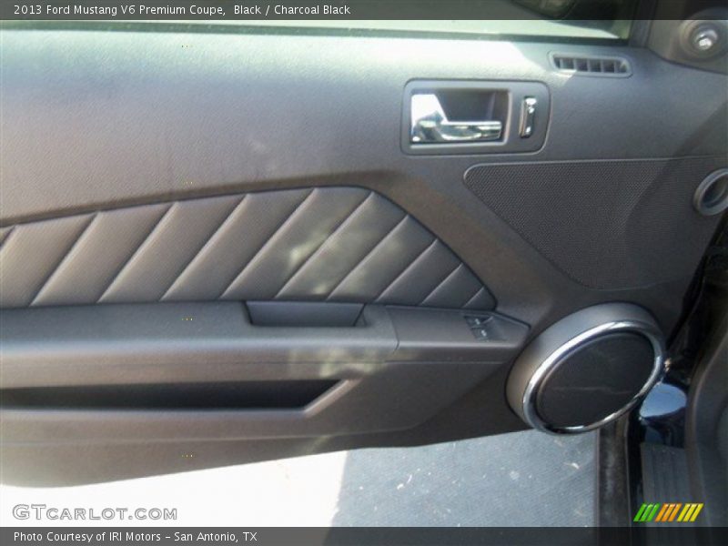 Black / Charcoal Black 2013 Ford Mustang V6 Premium Coupe