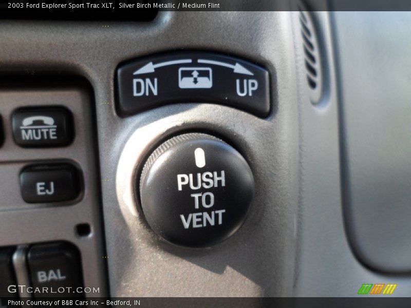Silver Birch Metallic / Medium Flint 2003 Ford Explorer Sport Trac XLT