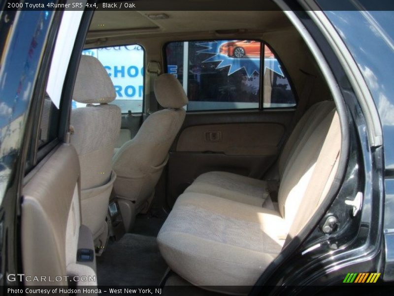 Black / Oak 2000 Toyota 4Runner SR5 4x4