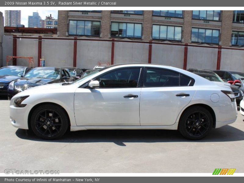 Radiant Silver Metallic / Charcoal 2009 Nissan Maxima 3.5 SV