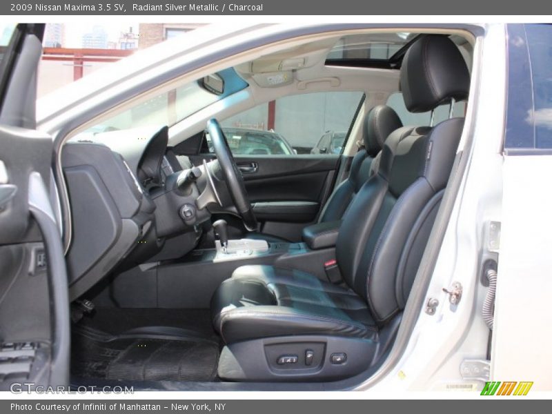 Radiant Silver Metallic / Charcoal 2009 Nissan Maxima 3.5 SV