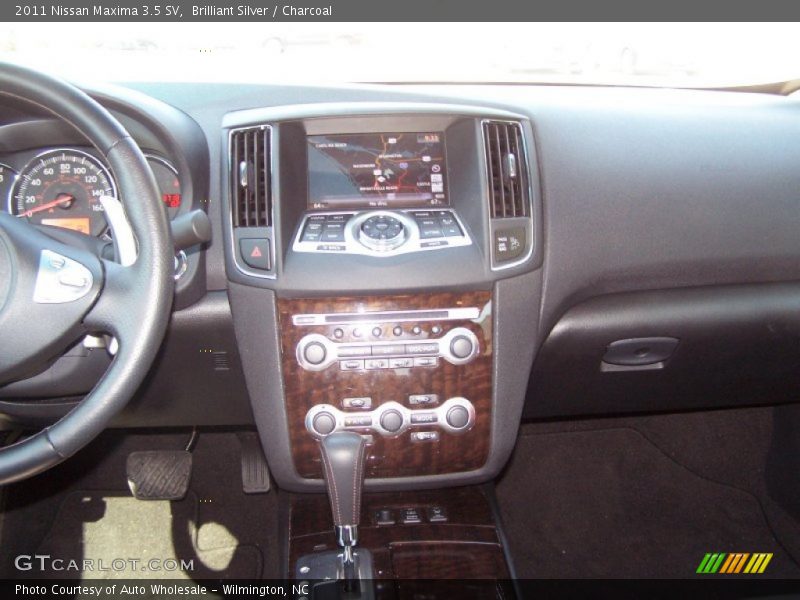 Brilliant Silver / Charcoal 2011 Nissan Maxima 3.5 SV