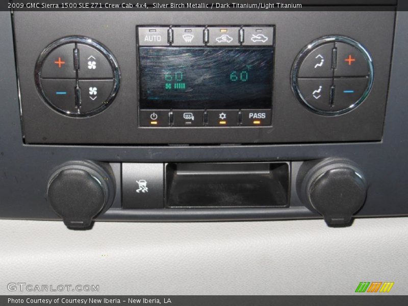 Silver Birch Metallic / Dark Titanium/Light Titanium 2009 GMC Sierra 1500 SLE Z71 Crew Cab 4x4
