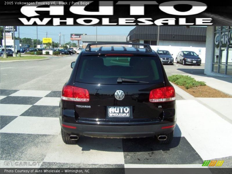 Black / Pure Beige 2005 Volkswagen Touareg V6