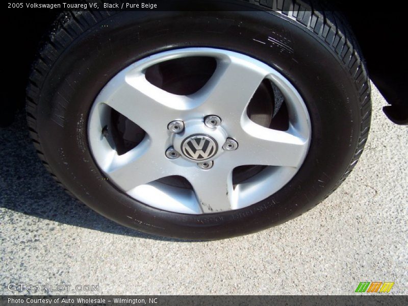 Black / Pure Beige 2005 Volkswagen Touareg V6