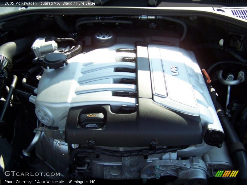 Black / Pure Beige 2005 Volkswagen Touareg V6