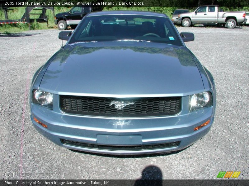 Windveil Blue Metallic / Dark Charcoal 2005 Ford Mustang V6 Deluxe Coupe