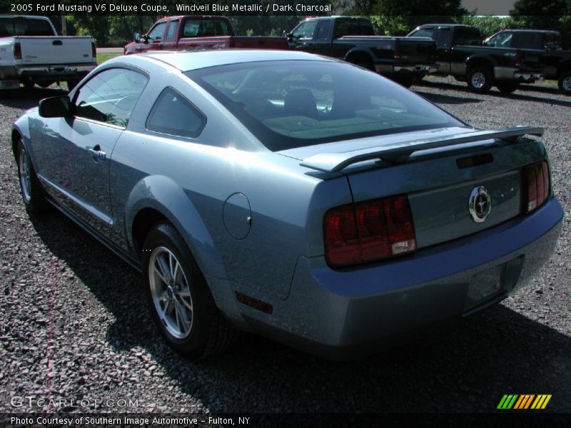 Windveil Blue Metallic / Dark Charcoal 2005 Ford Mustang V6 Deluxe Coupe