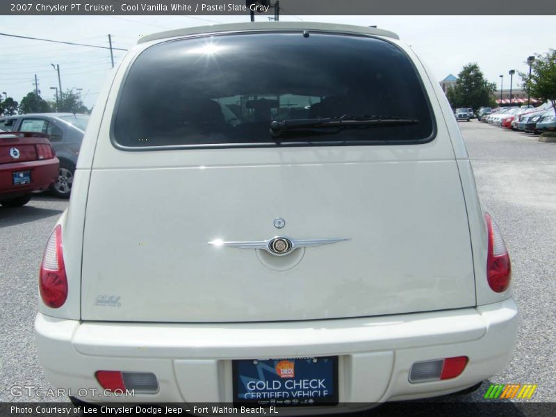 Cool Vanilla White / Pastel Slate Gray 2007 Chrysler PT Cruiser