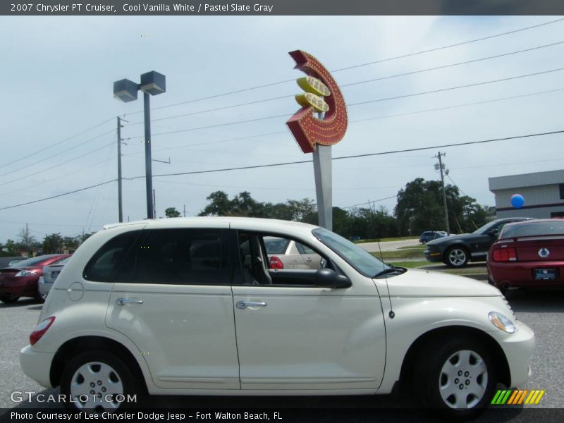 Cool Vanilla White / Pastel Slate Gray 2007 Chrysler PT Cruiser