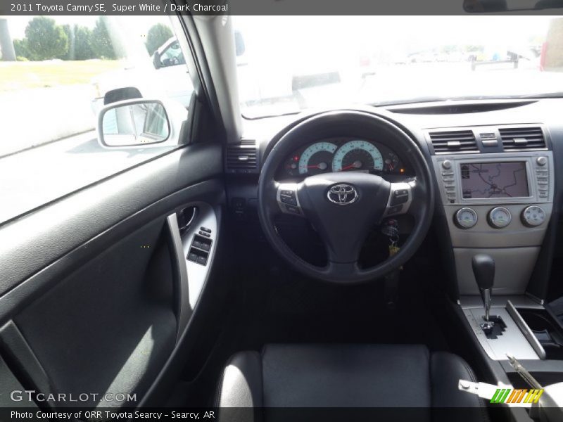 Super White / Dark Charcoal 2011 Toyota Camry SE