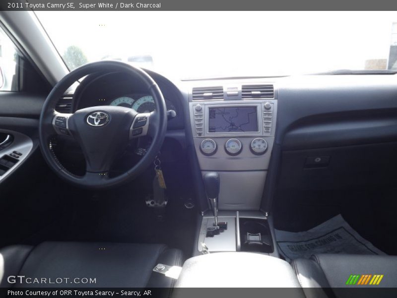 Super White / Dark Charcoal 2011 Toyota Camry SE