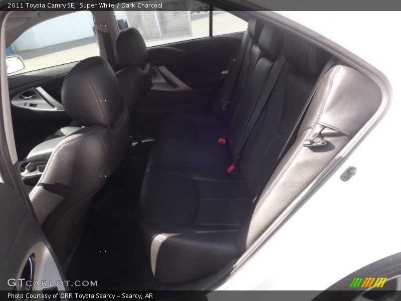 Super White / Dark Charcoal 2011 Toyota Camry SE