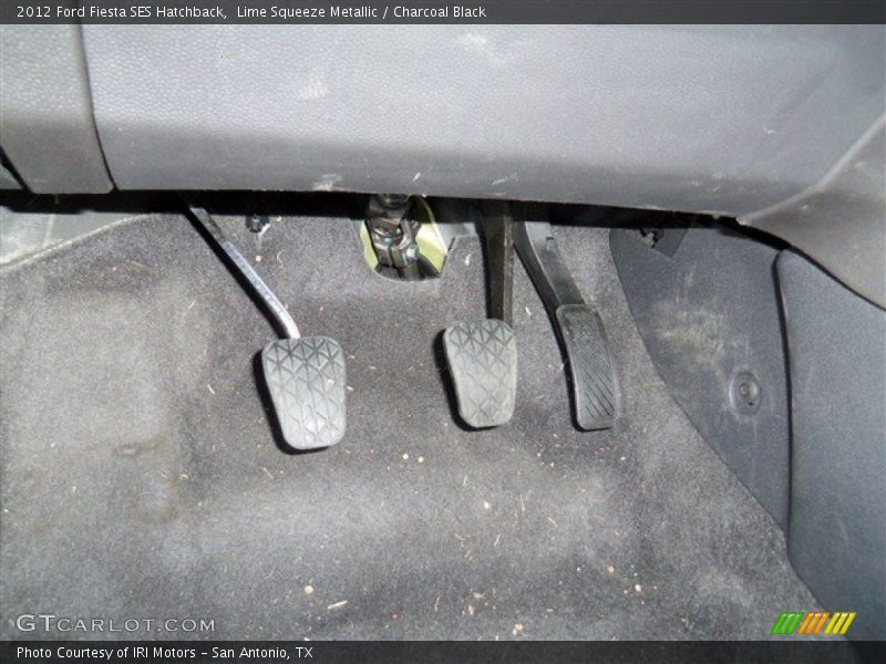 Controls of 2012 Fiesta SES Hatchback