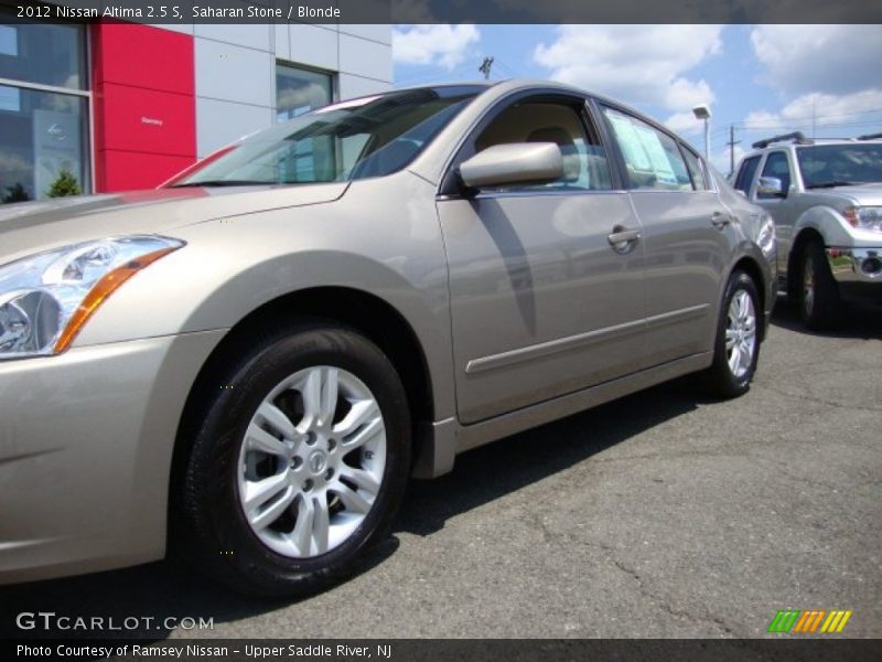Saharan Stone / Blonde 2012 Nissan Altima 2.5 S