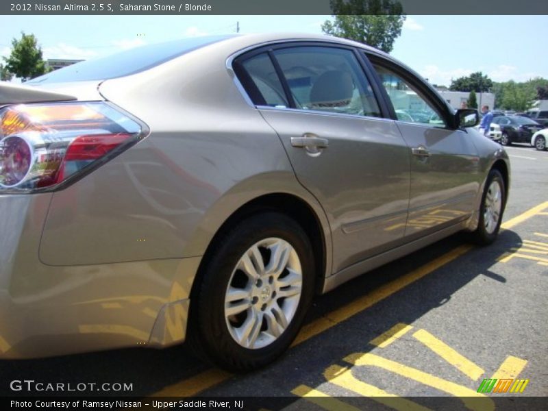 Saharan Stone / Blonde 2012 Nissan Altima 2.5 S