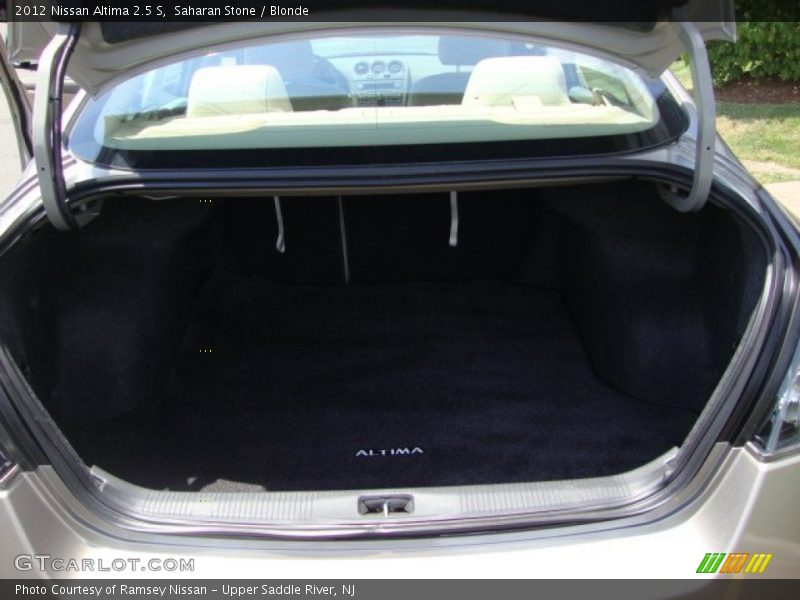 Saharan Stone / Blonde 2012 Nissan Altima 2.5 S