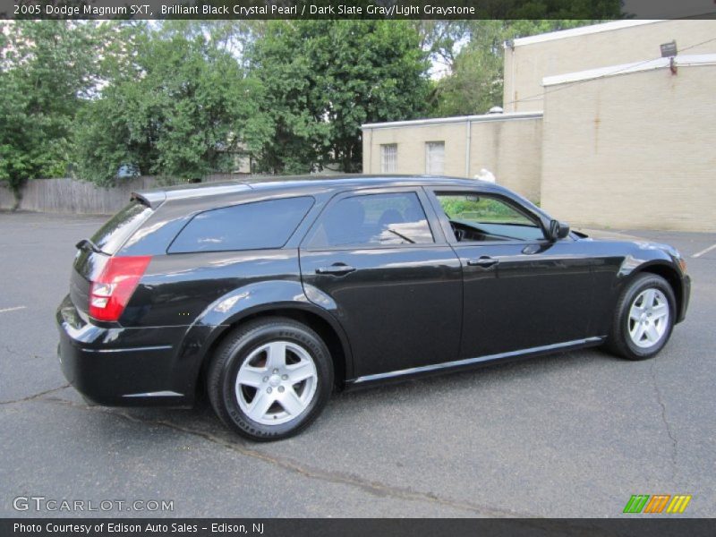 Brilliant Black Crystal Pearl / Dark Slate Gray/Light Graystone 2005 Dodge Magnum SXT