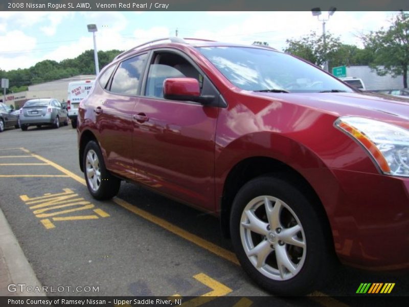 Venom Red Pearl / Gray 2008 Nissan Rogue SL AWD