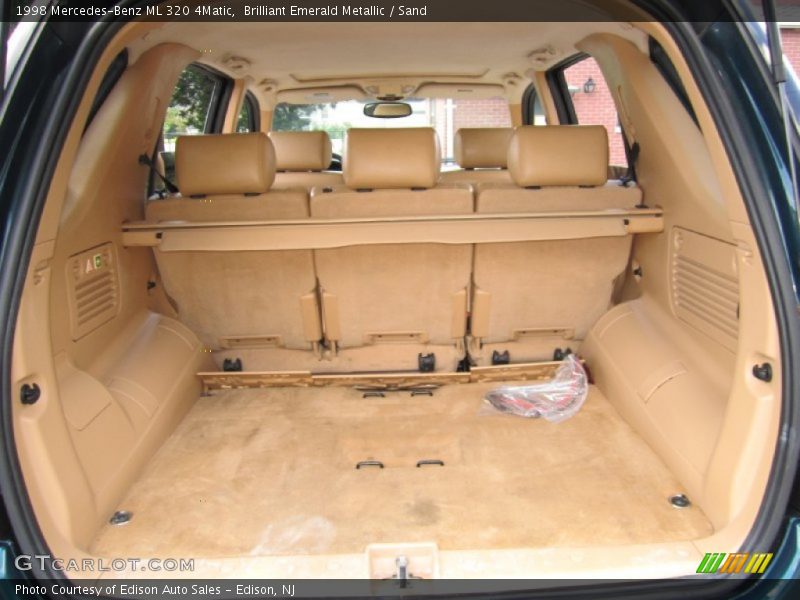  1998 ML 320 4Matic Trunk