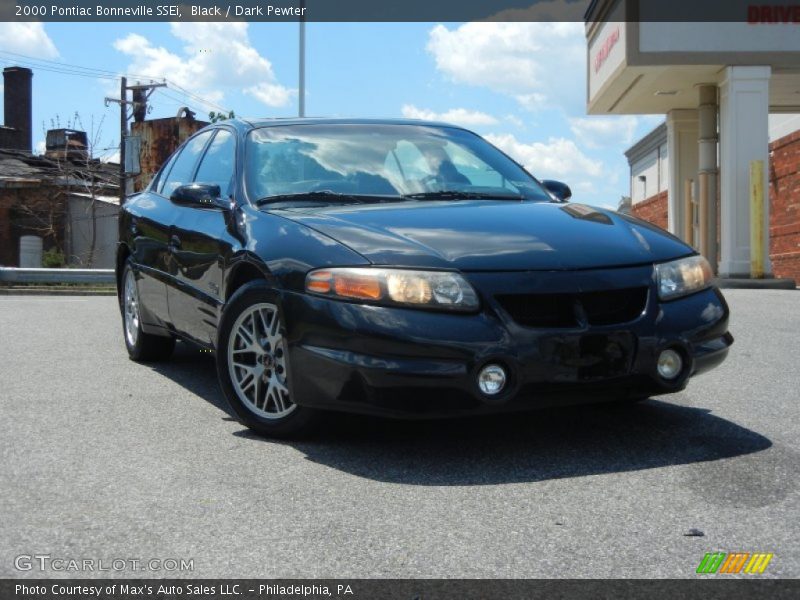 Black / Dark Pewter 2000 Pontiac Bonneville SSEi