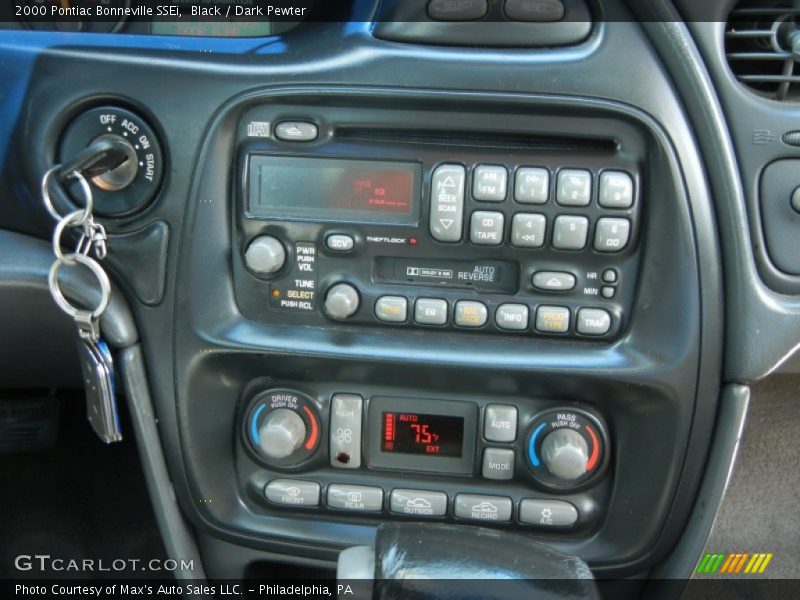 Black / Dark Pewter 2000 Pontiac Bonneville SSEi