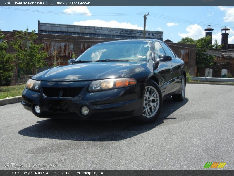 Black / Dark Pewter 2000 Pontiac Bonneville SSEi