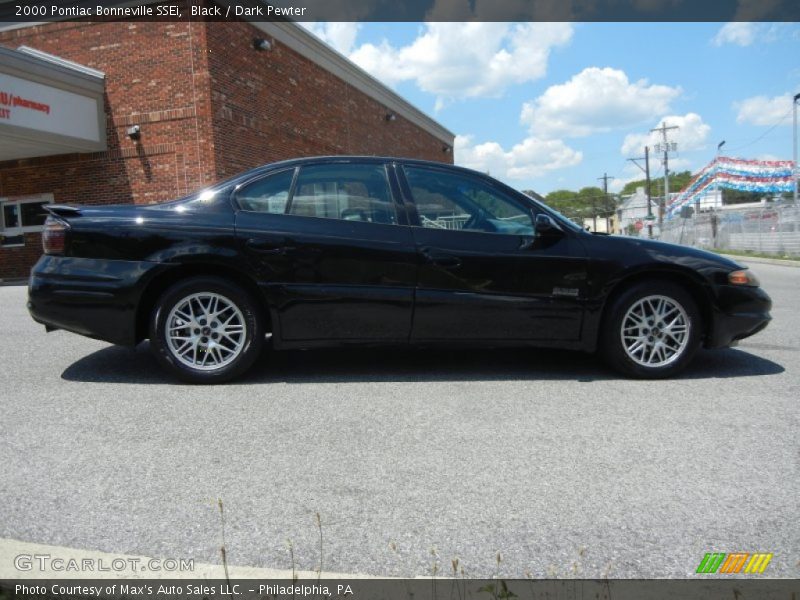 Black / Dark Pewter 2000 Pontiac Bonneville SSEi