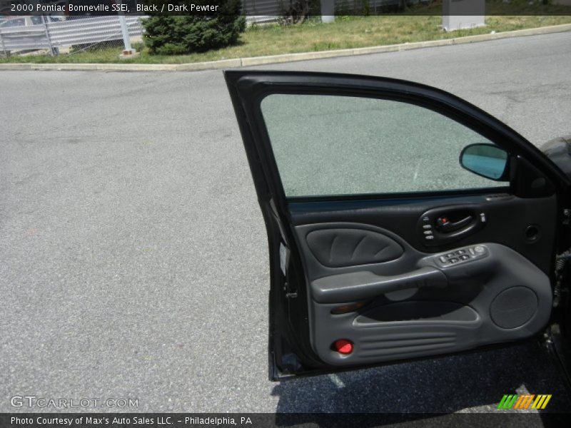 Black / Dark Pewter 2000 Pontiac Bonneville SSEi