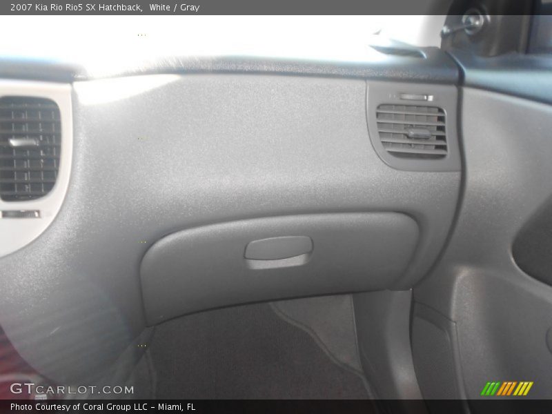 White / Gray 2007 Kia Rio Rio5 SX Hatchback